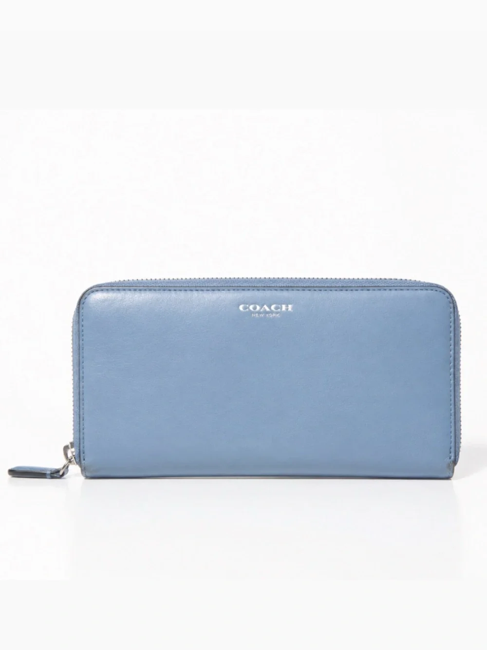Coach Periwinkle Light Blue Leather Accordion Continental Zip Around Long Wallet